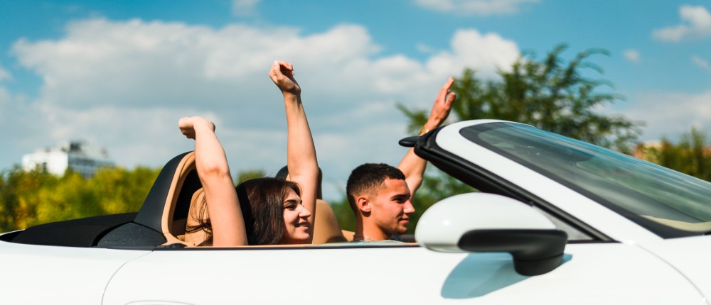 auto deportivo fresco verano