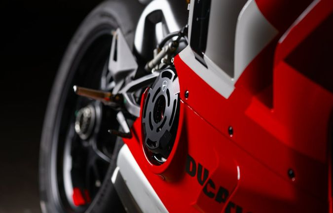 ventajas sistema desmodromico rendimiento ducati