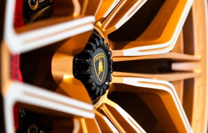 beneficios neumaticos lamborghini