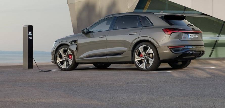 marcas carros deportivos lujo