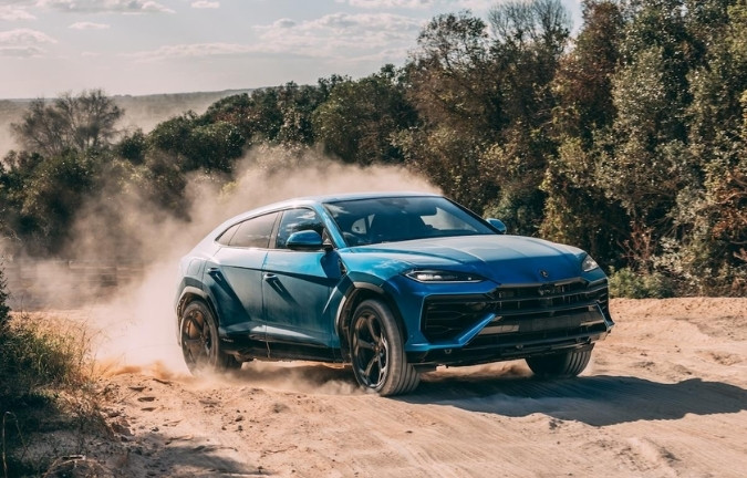lamborghini urus se